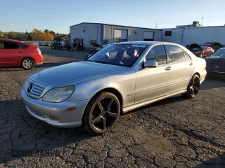 2001 Mercedes-Benz S 55 AMG z VIN WDBNG73J11A197298, wystawiony jako Copart lot #81285084 z przebiegiem 216 311 mil mil oraz Czysty tytuł • Clean title. Historia ofert i sprzedaży dostępna na DreamBid. Obrazek 1.