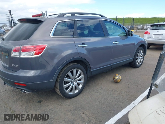 2008 Mazda CX-9 Grand Touring with VIN JM3TB38A880157185, listed as a IAAI auction lot 41914393 with 158,946 mi miles. Bid and sale history available at carsss.com. Image 4.