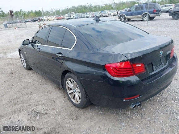2015 BMW 5 Series 528i with VIN WBA5A5C58FD514037, listed as a IAAI auction lot 41940269 with NaN miles. Bid and sale history available at carsss.com. Image 3.