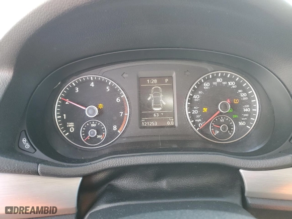 2014 Volkswagen Passat SE with VIN 1VWBP7A32EC014345, listed as a Copart auction lot 43405135 with 121,253 mi miles and Salvage Title. Bid and sale history available at carsss.com. Image 9.
