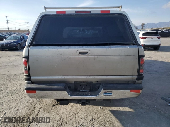 1997 Dodge Ram 2500 with VIN 3B7KC23Z0VM526798, listed as a Copart auction lot 45059435 with 298,639 mi miles and Clean Title. Bid and sale history available at carsss.com. Image 6.