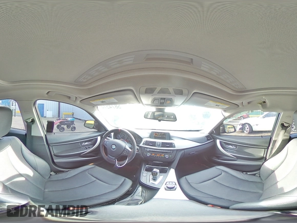 2015 BMW 3 Series 320i xDrive z VIN WBA3C3G50FNT53581, wystawiony jako Copart lot #58745745 z przebiegiem 147 804 mil mil oraz Szkoda całkowita • Salvage title. Historia ofert i sprzedaży dostępna na DreamBid. Obrazek 14.