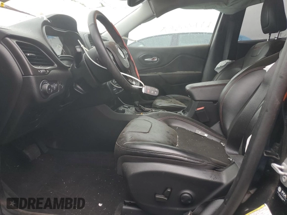 2022 Jeep Cherokee Trailhawk with VIN 1C4PJMBX9ND516418, listed as a Copart auction lot 49733765 with 55,624 mi miles and Salvage title. Bid and sale history available at DreamBid. Image 7.