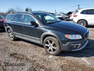 2014 Volvo XC70 T6 with VIN YV4902BZ5E1184221, listed as a Copart auction lot 51917985 with 157,871 mi miles and Clean Title. Bid and sale history available at DreamBid. Image 4.