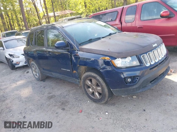 2014 Jeep Compass Latitude with VIN 1C4NJCEAXED531969, listed as a IAAI auction lot 42009220 with 189,303 mi miles. Bid and sale history available at carsss.com. Image 1.