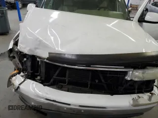 2004 Chevrolet Suburban Z71 with VIN 3GNFK16ZX4G119022, listed as a Copart auction lot 43548145 with 174,143 mi miles and Salvage Title. Bid and sale history available at carsss.com. Image 12.