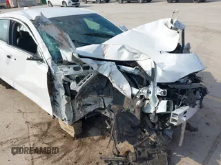 2022 Cadillac CT4 Premium Luxury z VIN 1G6DB5RK5N0107634, wystawiony jako IAAI lot #42053131 z przebiegiem 57 171 mil mil oraz . Historia ofert i sprzedaży dostępna na DreamBid. Obrazek 6.