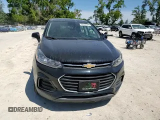 2019 Chevrolet Trax LS with VIN 3GNCJKSB7KL150611, listed as a Copart auction lot 50138525 with 96,873 mi miles and Non Repairable. Bid and sale history available at carsss.com. Image 10.