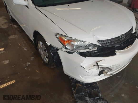2004 Toyota Camry LE with VIN 4T1BE32K64U339432, listed as a IAAI auction lot 41622306 with 116,442 mi miles. Bid and sale history available at carsss.com. Image 17.