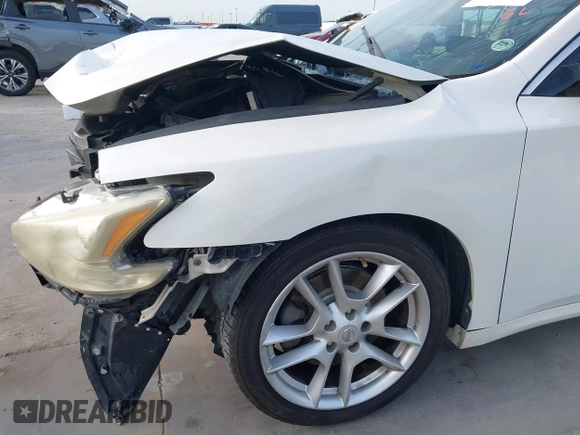 2011 Nissan Maxima S with VIN 1N4AA5AP1BC849457, listed as a IAAI auction lot 42632518 with 160,523 mi miles and . Bid and sale history available at DreamBid. Image 19.