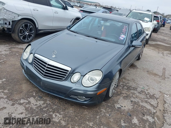 2007 Mercedes-Benz E 550 with VIN WDBUF72XX7B085400, listed as a IAAI auction lot 41650895 with 180,589 mi miles and . Bid and sale history available at DreamBid. Image 2.