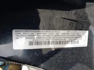 2011 Volkswagen Jetta SEL z VIN 3VWLX7AJ4BM335798, wystawiony jako IAAI lot #41664073 z przebiegiem 209 080 mil mil oraz . Historia ofert i sprzedaży dostępna na DreamBid. Obrazek 9.