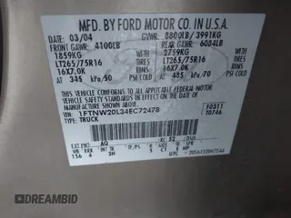 2004 Ford F-250 XL z VIN 1FTNW20L34EC72478, wystawiony jako IAAI lot #41435891 z przebiegiem 136 275 mil mil oraz . Historia ofert i sprzedaży dostępna na DreamBid. Obrazek 9.