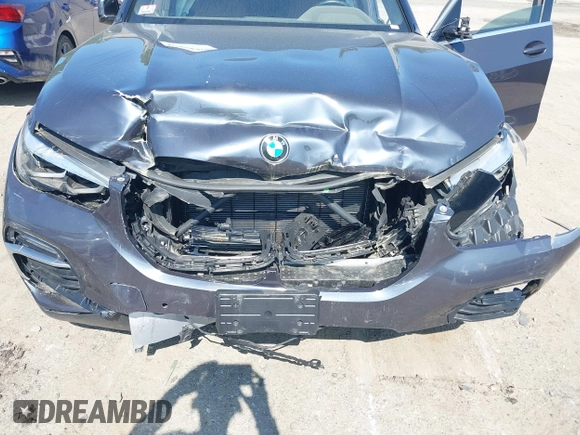 2020 BMW X5 xDrive40i with VIN 5UXCR6C06L9B16189, listed as a IAAI auction lot 42364103 with Not provided miles and . Bid and sale history available at DreamBid. Image 6.