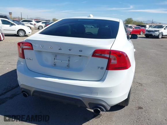 2017 Volvo S60 Dynamic with VIN YV126MFL0H2433845, listed as a IAAI auction lot 41522216 with 76,166 mi miles. Bid and sale history available at carsss.com. Image 16.
