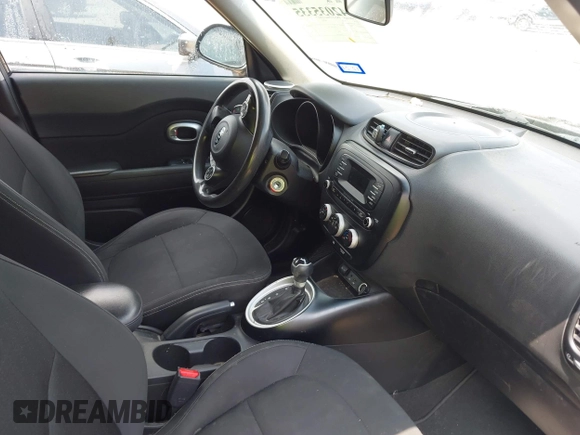 2014 Kia Soul with VIN KNDJN2A22E7004308, listed as a IAAI auction lot 42035335 with 1 mi miles. Bid and sale history available at carsss.com. Image 5.