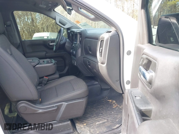 2024 Chevrolet Silverado 1500 Custom with VIN 3GCPDBEK4RG304028, listed as a IAAI auction lot 41400937 with 16,021 mi miles and . Bid and sale history available at DreamBid. Image 5.
