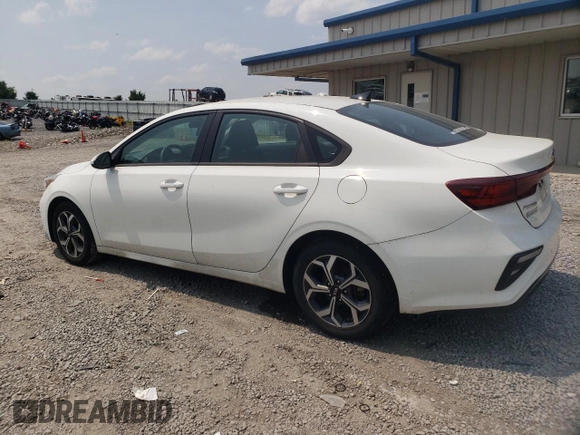 2021 Kia Forte LXS с VIN 3KPF24AD4ME263358, выставлен на аукционе Copart как лот 60542905 с пробегом 82 900 миль миль и Списание • Salvage title. История ставок и продаж доступна на DreamBid. Изображение 2.