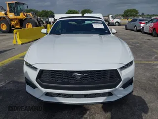 2025 Ford Mustang EcoBoost with VIN 1FAGP8UH2S5105708, listed as a IAAI auction lot 41907655 with 342 mi miles. Bid and sale history available at carsss.com. Image 6.