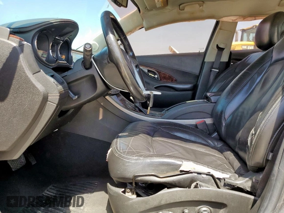 2013 Buick LaCrosse Leather z VIN 1G4GC5E38DF200726, wystawiony jako Copart lot #61357095 z przebiegiem 279 165 mil mil oraz Szkoda całkowita • Salvage title. Historia ofert i sprzedaży dostępna na DreamBid. Obrazek 7.