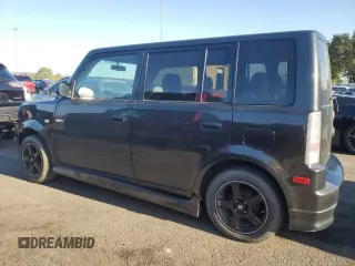 2006 Scion xB with VIN JTLKT334964093624, listed as a Copart auction lot 70754674 with 189,657 mi miles and Salvage Title. Bid and sale history available at carsss.com. Image 2.