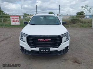 2024 GMC Terrain SLE with VIN 3GKALMEG7RL270873, listed as a IAAI auction lot 41174552 with 15,887 mi miles. Bid and sale history available at carsss.com. Image 12.