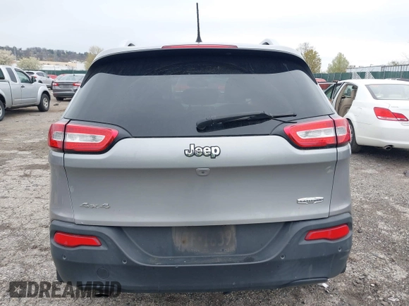 2016 Jeep Cherokee Latitude with VIN 1C4PJMCB4GW183037, listed as a IAAI auction lot 42003716 with 138,843 mi miles and . Bid and sale history available at DreamBid. Image 15.