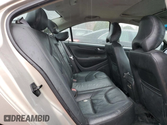 2001 Volvo S60 with VIN YV1RS61R112068583, listed as a Copart auction lot 81700044 with 0 mi miles and Clean Title. Bid and sale history available at carsss.com. Image 10.