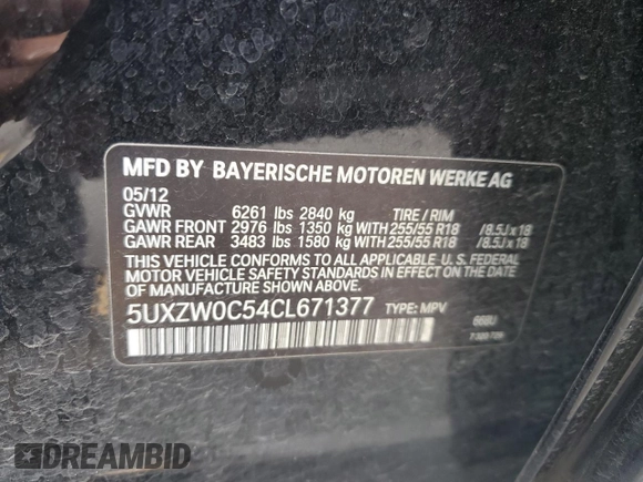 2012 BMW X5 35d with VIN 5UXZW0C54CL671377, listed as a Copart auction lot 60936395 with 105,903 mi miles and Salvage title. Bid and sale history available at DreamBid. Image 13.