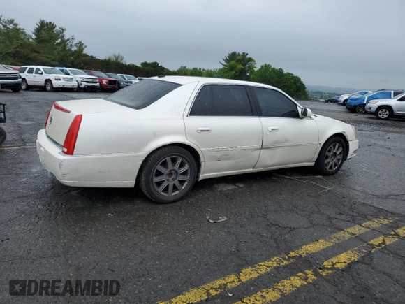 2008 Cadillac DTS 1SA z VIN 1G6KD57Y48U178829, wystawiony jako Copart lot #56669235 z przebiegiem 118 380 mil mil oraz Szkoda całkowita • Salvage title. Historia ofert i sprzedaży dostępna na DreamBid. Obrazek 3.