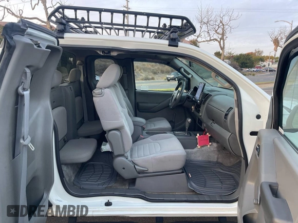 2012 Nissan Frontier SV with VIN 1N6BD0CT2CN700528, listed as a Copart auction lot 59704835 with 61,918 mi miles and Clean title. Bid and sale history available at DreamBid. Image 5.