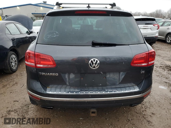 2015 Volkswagen Touareg Sport with VIN WVGEF9BP0FD003335, listed as a Copart auction lot 85151024 with 159,336 mi miles and Clean title. Bid and sale history available at DreamBid. Image 6.