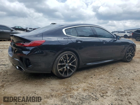 2021 BMW 8 Series M850i z VIN WBAGV8C06MCG35500, wystawiony jako Copart lot #59467425 z przebiegiem 54 268 mil mil oraz Szkoda całkowita • Salvage title. Historia ofert i sprzedaży dostępna na DreamBid. Obrazek 3.