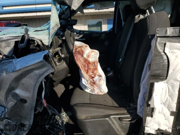 2020 Chevrolet Silverado 1500 LT with VIN 1GCRYDED5LZ141911, listed as a Copart auction lot 44265545 with Not Provided miles and Salvage Title. Bid and sale history available at DreamBid. Image 7.