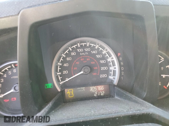 2014 Honda Ridgeline Sport with VIN 5FPYK1F73EB502802, listed as a Copart auction lot 50035785 with 305,766 mi miles and Clean title. Bid and sale history available at DreamBid. Image 9.
