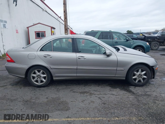 2005 Mercedes-Benz C 240 with VIN WDBRF81J25F609153, listed as a IAAI auction lot 41582984 with 148,546 mi miles and . Bid and sale history available at DreamBid. Image 13.