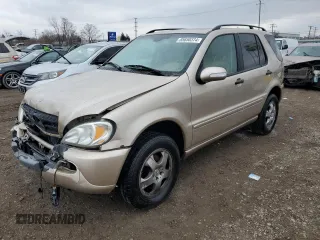 2004 Mercedes-Benz M-Class 3.5L with VIN 4JGAB57E54A473708, listed as a Copart auction lot 85650374 with 211,230 mi miles and Salvage Title. Bid and sale history available at carsss.com. Image 1.