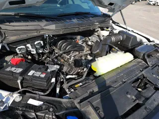 2024 Ford F-150 Lariat z VIN 1FTFW5L53RFC19395, wystawiony jako Copart lot #69371805 z przebiegiem 11 638 mil mil oraz Czysty tytuł • Clean title. Historia ofert i sprzedaży dostępna na DreamBid. Obrazek 15.