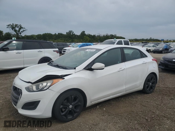 2016 Hyundai Elantra GT with VIN KMHD35LH2GU309166, listed as a Copart auction lot 71470514 with 132,635 mi miles and Salvage Title. Bid and sale history available at carsss.com. Image 1.