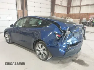 2021 Tesla Model Y Long Range with VIN 5YJYGDEE7MF066269, listed as a IAAI auction lot 42170970 with 70,170 mi miles. Bid and sale history available at carsss.com. Image 3.