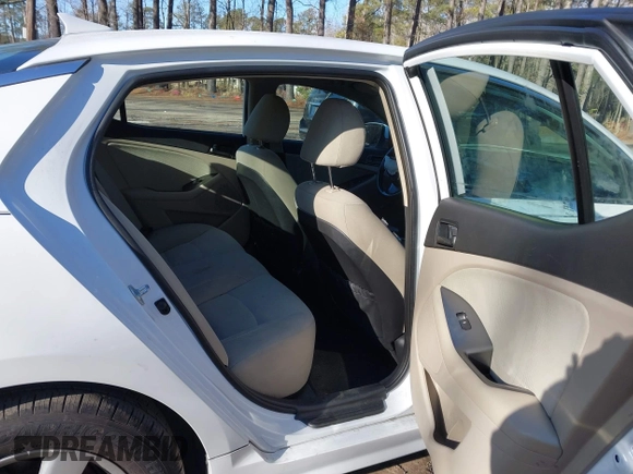2015 Kia Optima LX with VIN 5XXGM4A79FG367783, listed as a IAAI auction lot 41357754 with 130,197 mi miles and . Bid and sale history available at DreamBid. Image 8.
