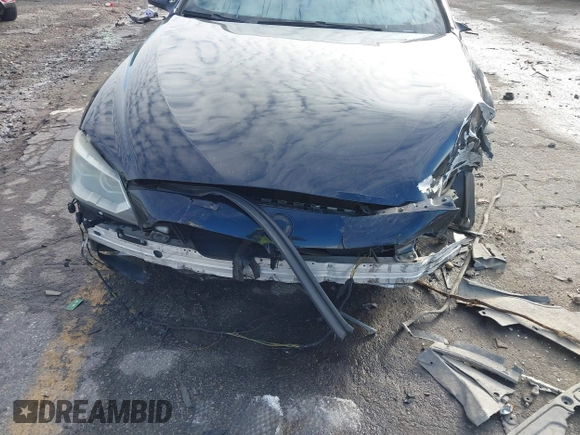 2012 BMW 6 Series 640i z VIN WBALW7C52CC618691, wystawiony jako IAAI lot #41305802 z przebiegiem Nie podano mil oraz . Historia ofert i sprzedaży dostępna na DreamBid. Obrazek 6.