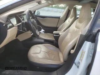 2014 Tesla Model S 60 с VIN 5YJSA1H18EFP33284, выставлен на аукционе Copart как лот 57434905 с пробегом 156 750 миль миль и Списание • Salvage title. История ставок и продаж доступна на DreamBid. Изображение 7.