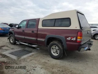 2001 Chevrolet Silverado 1500HD LS with VIN 1GCGK13U01F199076, listed as a Copart auction lot 50653645 with 256,011 mi miles and Clean Title. Bid and sale history available at DreamBid. Image 2.