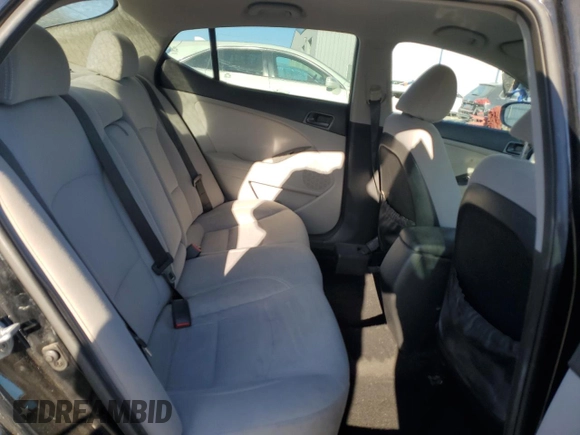 2015 Kia Optima LX z VIN 5XXGM4A71FG501721, wystawiony jako Copart lot #49709355 z przebiegiem 103 846 mil mil oraz Czysty tytuł • Clean title. Historia ofert i sprzedaży dostępna na DreamBid. Obrazek 10.