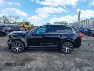 2021 Volvo XC90 Inscription с VIN YV4A22PL8M1770292, выставлен на аукционе IAAI как лот 41991101 с пробегом 61 489 миль миль и . История ставок и продаж доступна на DreamBid. Изображение 15.