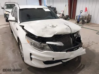 2016 Kia Optima LX with VIN KNAGT4L30G5072605, listed as a IAAI auction lot 41562330 with 152,320 mi miles. Bid and sale history available at carsss.com. Image 6.