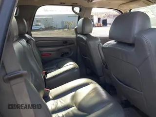 2004 GMC Yukon Denali z VIN 1GKEK63U84J181533, wystawiony jako IAAI lot #42098120 z przebiegiem 195 664 mil mil oraz . Historia ofert i sprzedaży dostępna na DreamBid. Obrazek 8.