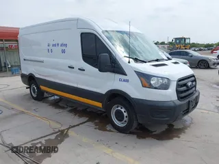 2020 Ford Transit Cargo z VIN 1FTBR1CG3LKB71783, wystawiony jako IAAI lot #42066760 z przebiegiem 77 849 mil mil oraz . Historia ofert i sprzedaży dostępna na DreamBid. Obrazek 1.