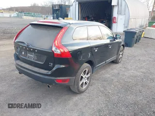 2012 Volvo XC60 3.0L with VIN YV4902DZ9C2296041, listed as a IAAI auction lot 41770526 with 176,392 mi miles and . Bid and sale history available at DreamBid. Image 4.